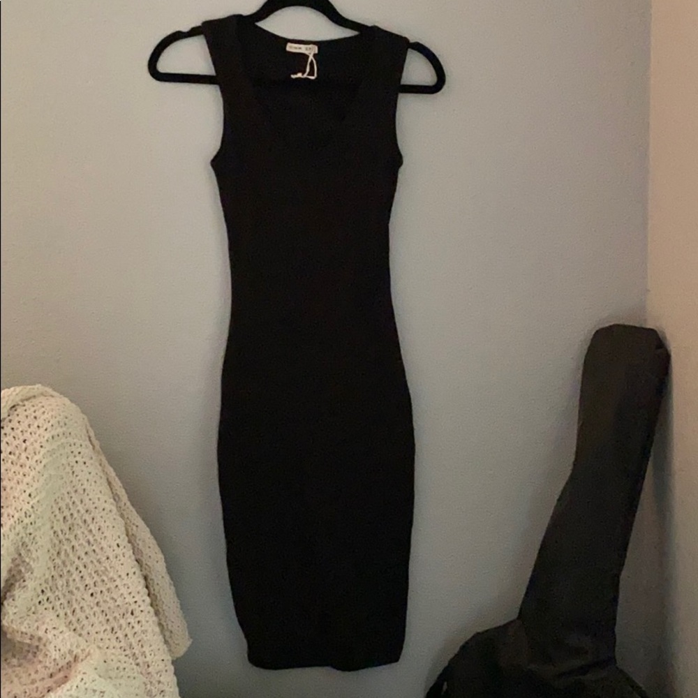 Midi V neck dress